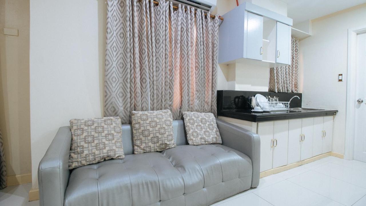 Reddoorz Plus @ Better Living Paranaque Paranaque City Esterno foto