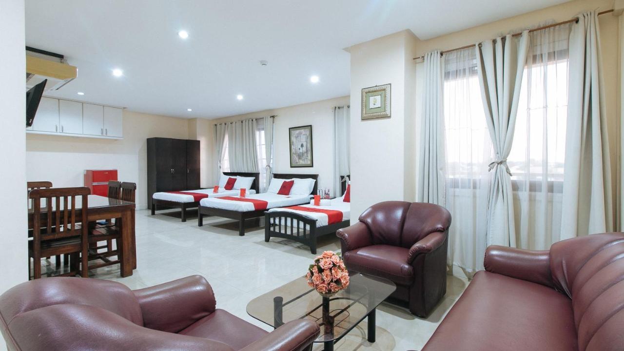 Reddoorz Plus @ Better Living Paranaque Paranaque City Esterno foto