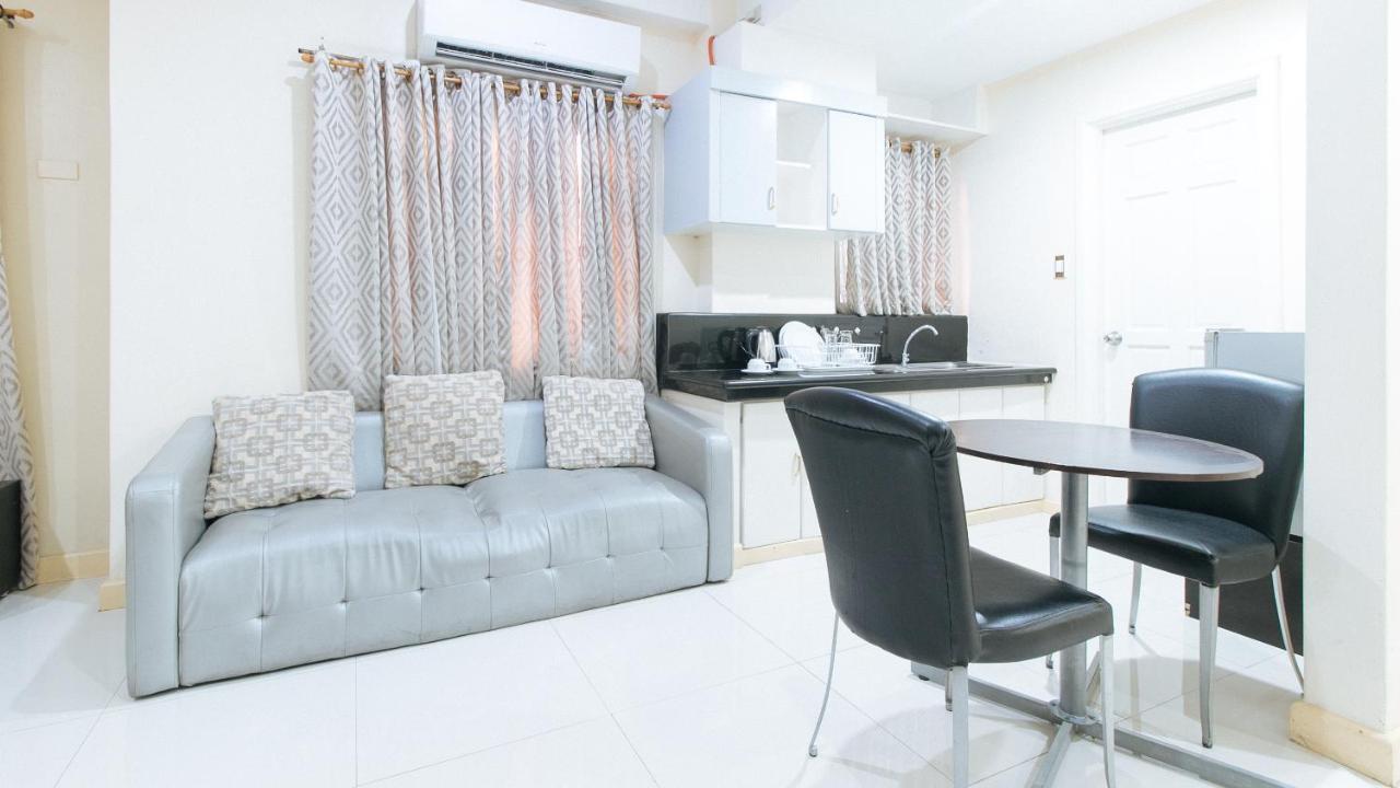 Reddoorz Plus @ Better Living Paranaque Paranaque City Esterno foto