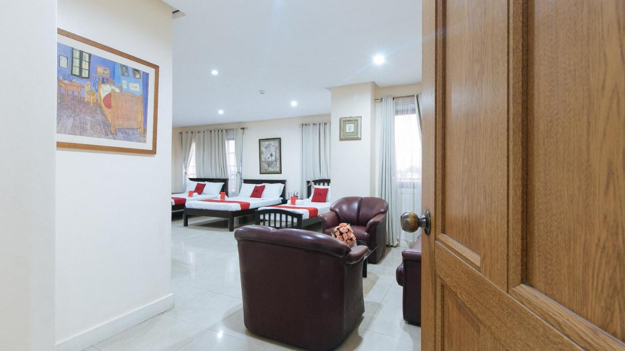 Reddoorz Plus @ Better Living Paranaque Paranaque City Esterno foto