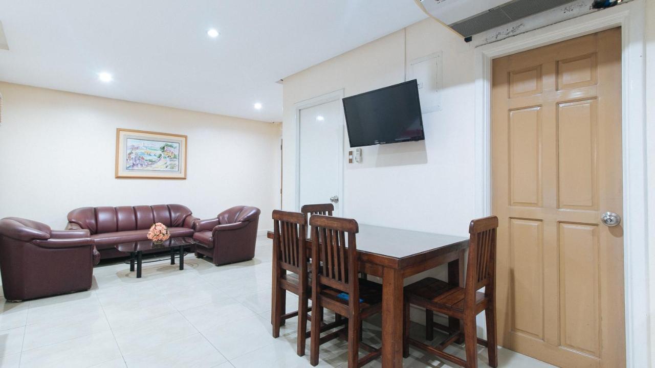 Reddoorz Plus @ Better Living Paranaque Paranaque City Esterno foto