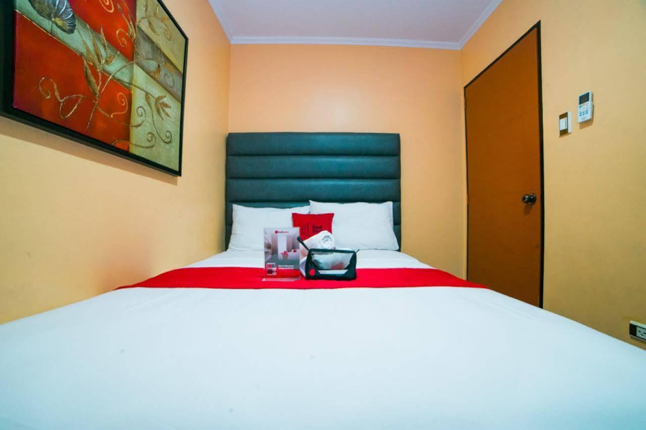 Reddoorz Plus @ Better Living Paranaque Paranaque City Esterno foto